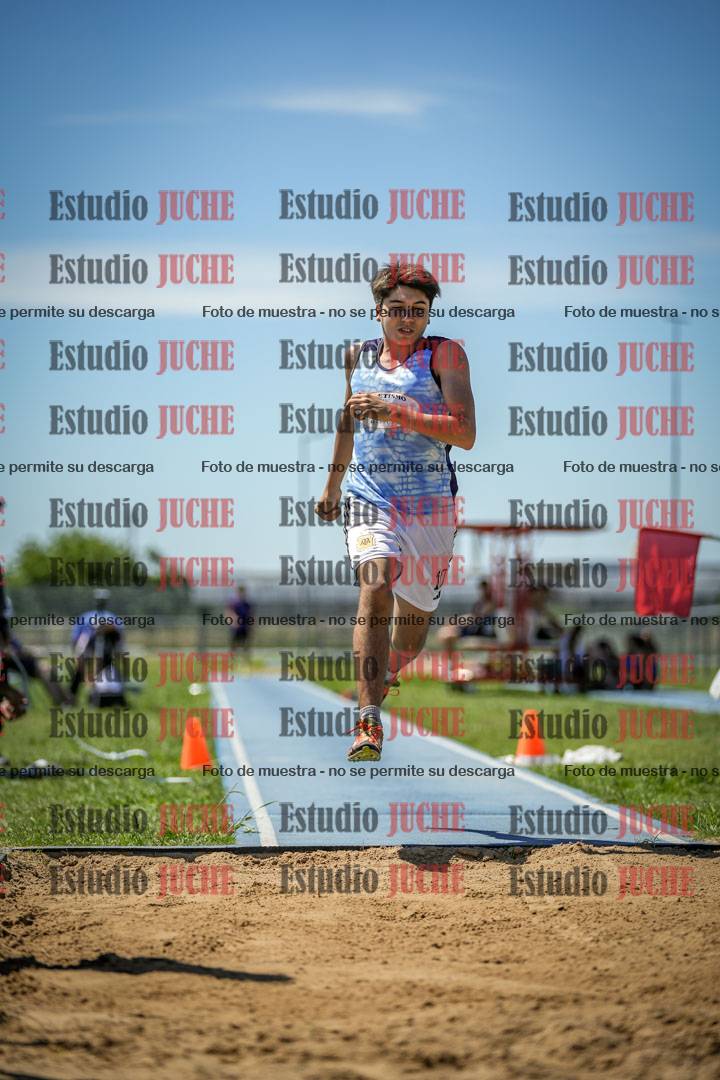 Fotos del salto triple de varones y mujeres - todas las tablas