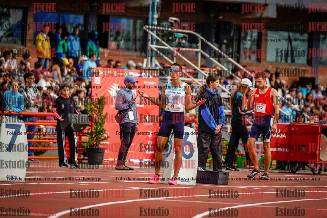 Fotos de los 800 m llanos de varones - FINAL
