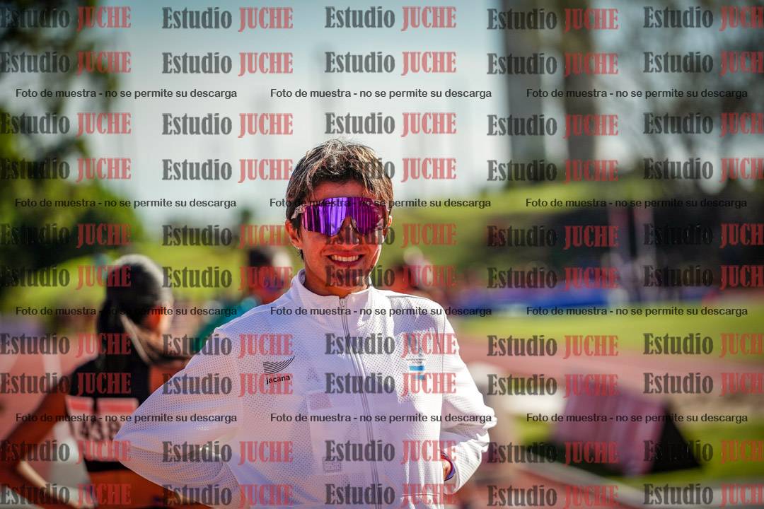 Fotos de algunos extras y podios del día 2