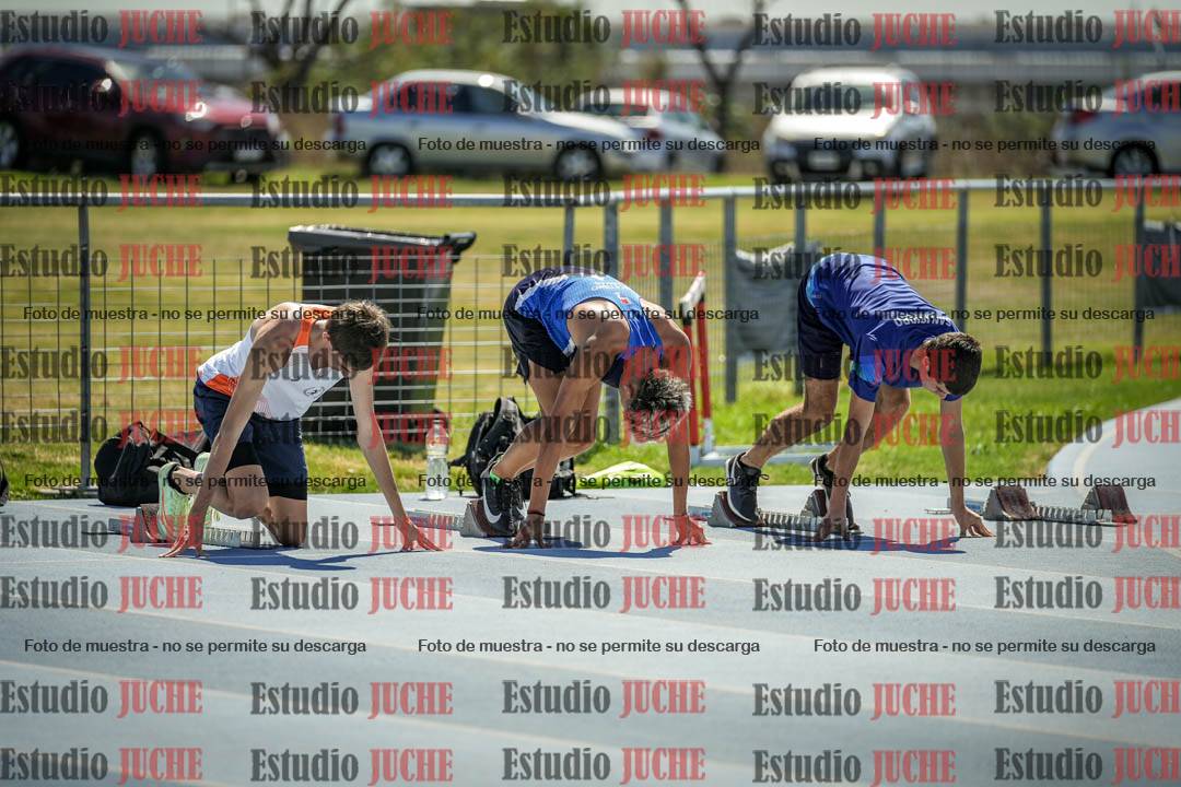 Fotos de los 110 m con vallas de varones - serie 1