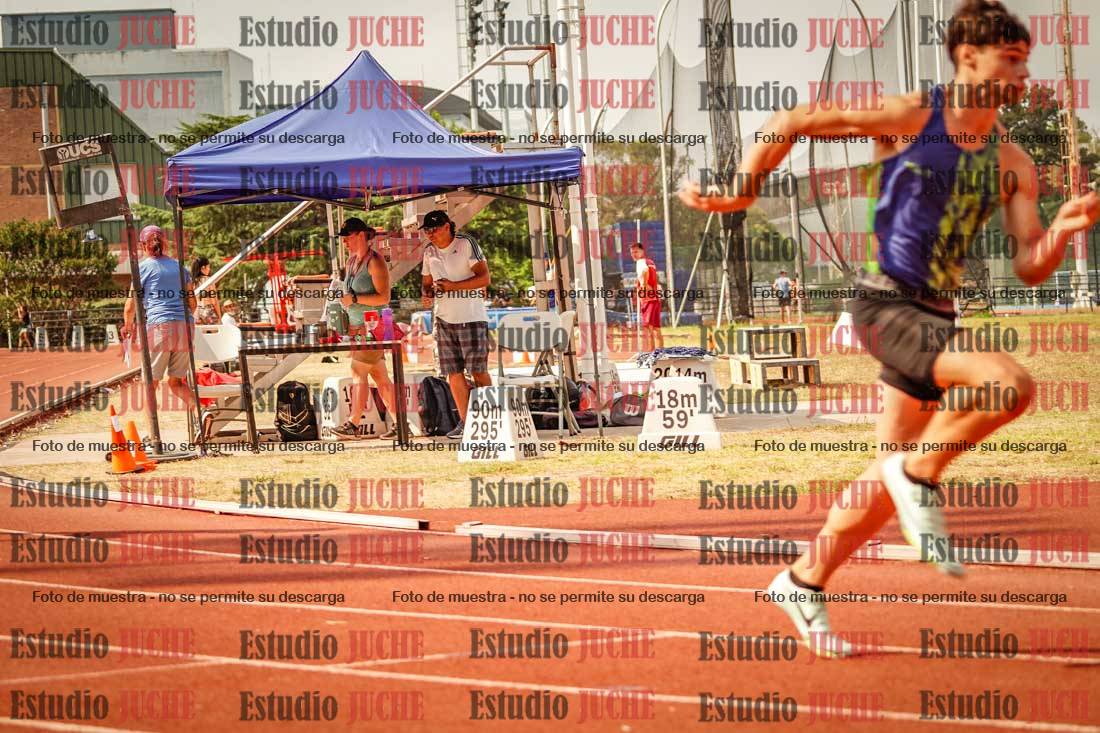 Fotos de los 400 m llanos de varones