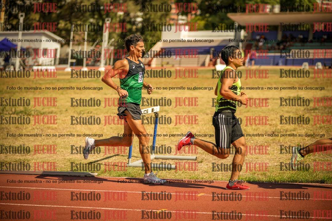 Fotos de los 3000 m llanos de varones