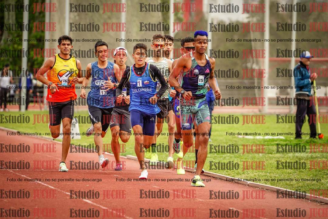 Fotos de los 1500 m llanos de varones