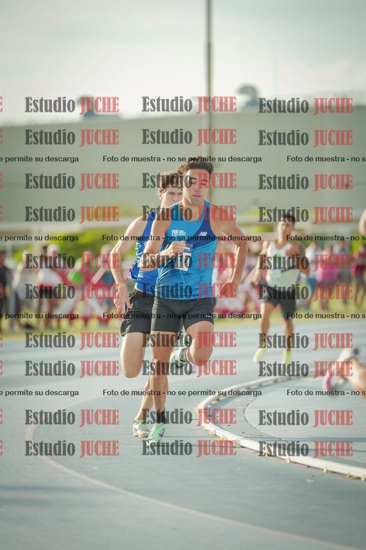 Fotos de los 800 m llanos de varones
