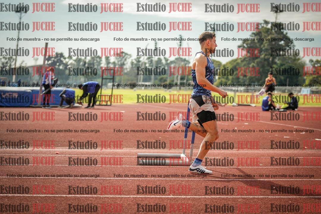 Fotos de los 400 m con vallas de varones