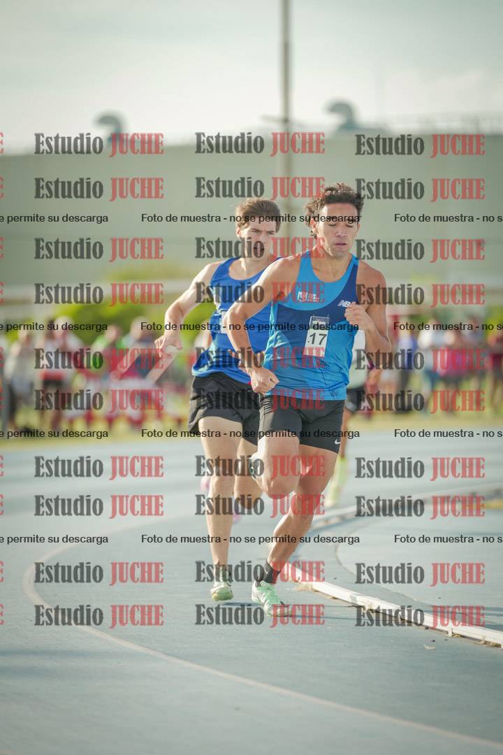 Fotos de los 800 m llanos de varones
