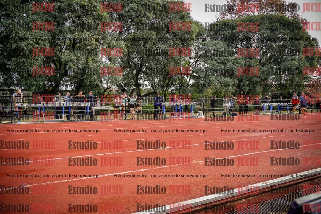 Fotos de los 100 m llanos de varones