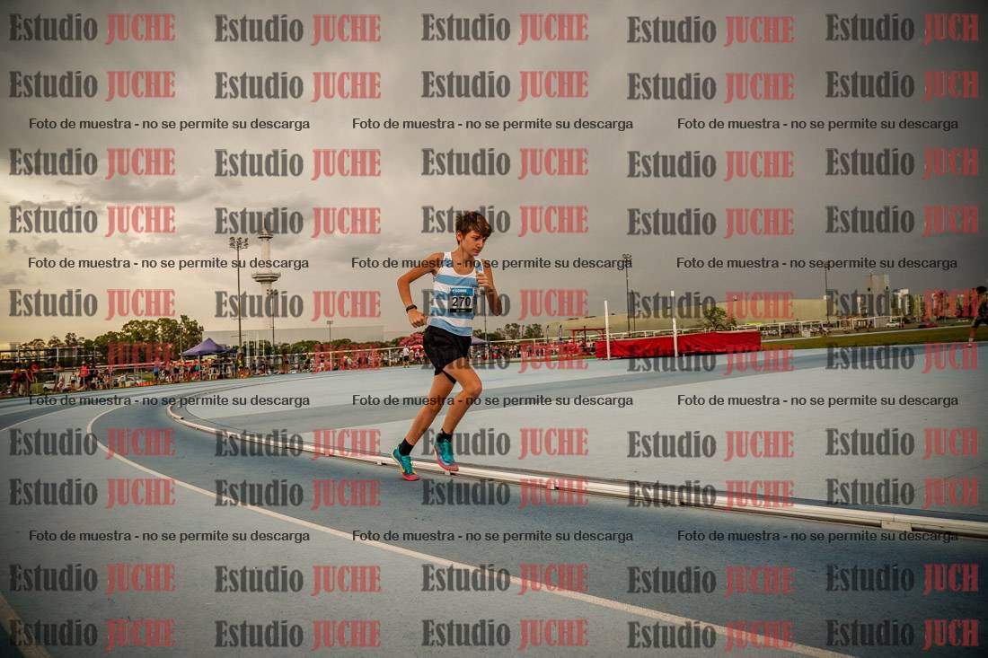 Fotos de los 600 m llanos de varones
