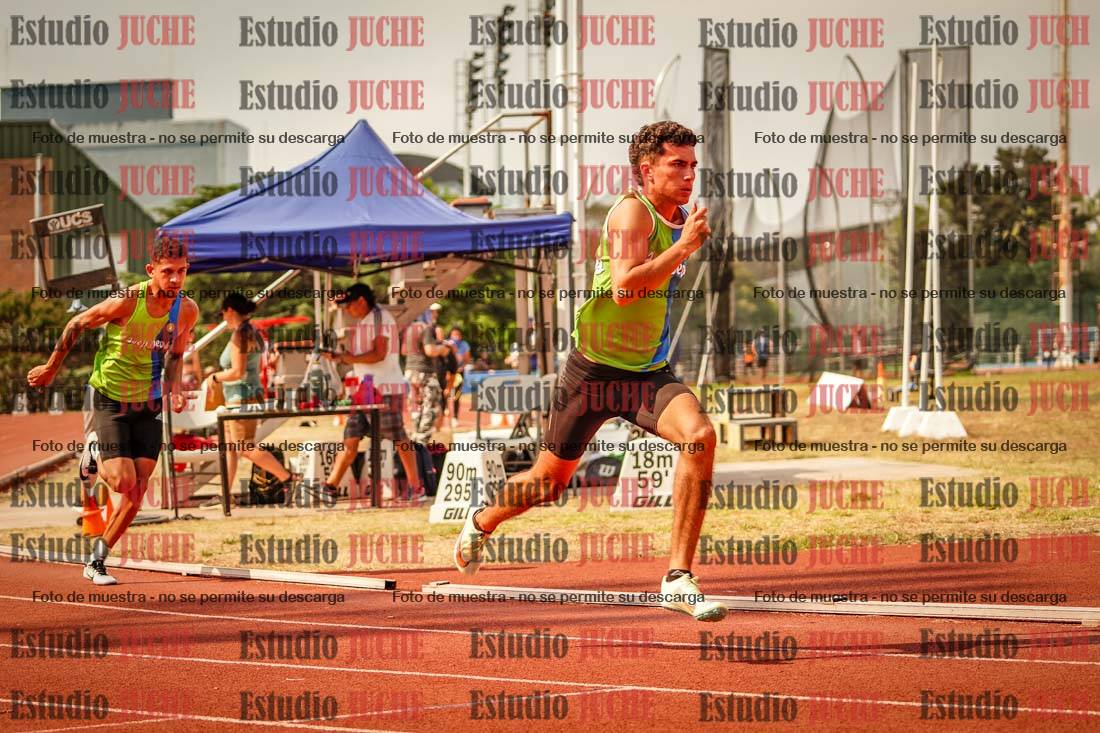 Fotos de los 400 m llanos de varones