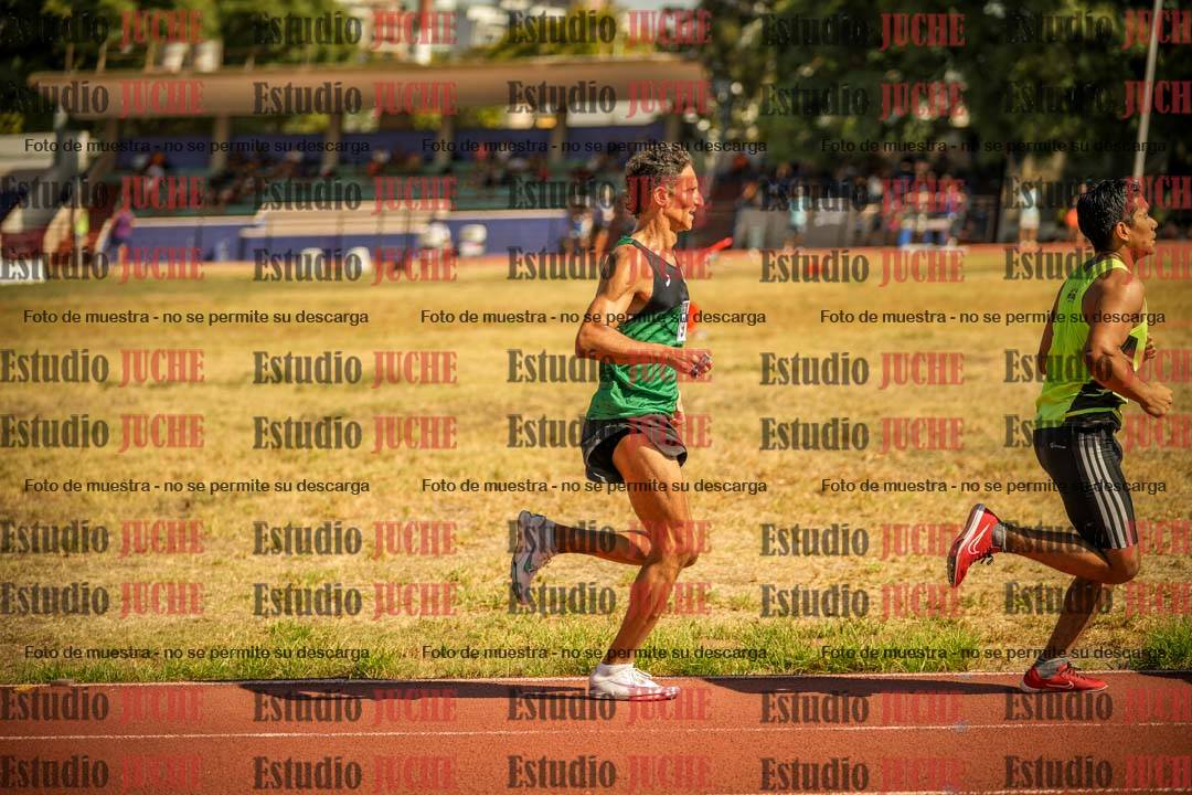 Fotos de los 3000 m llanos de varones