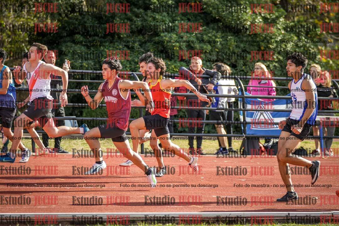 Fotos de los 100 m llanos de varones
