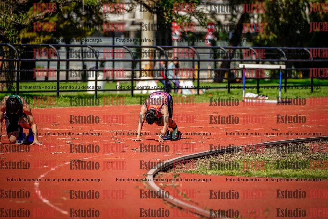 Fotos de los 200 m llanos de varones