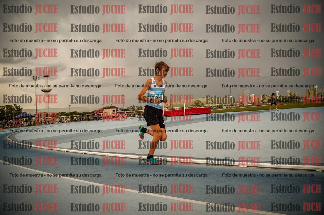 Fotos de los 600 m llanos de varones