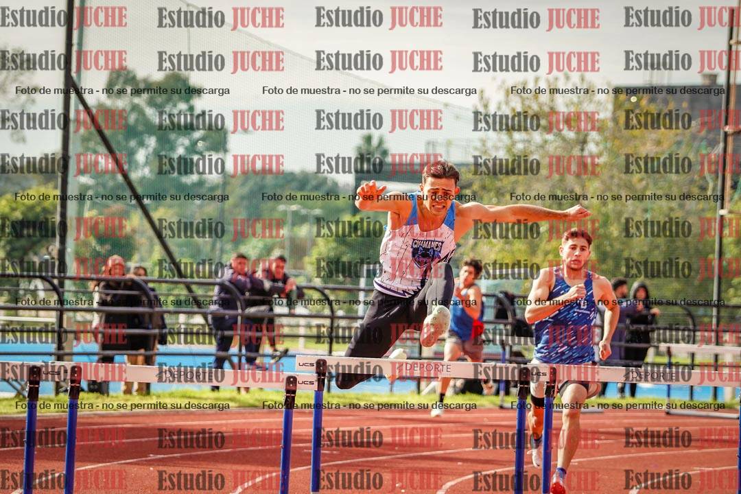 Fotos de los 400 m con vallas de varones