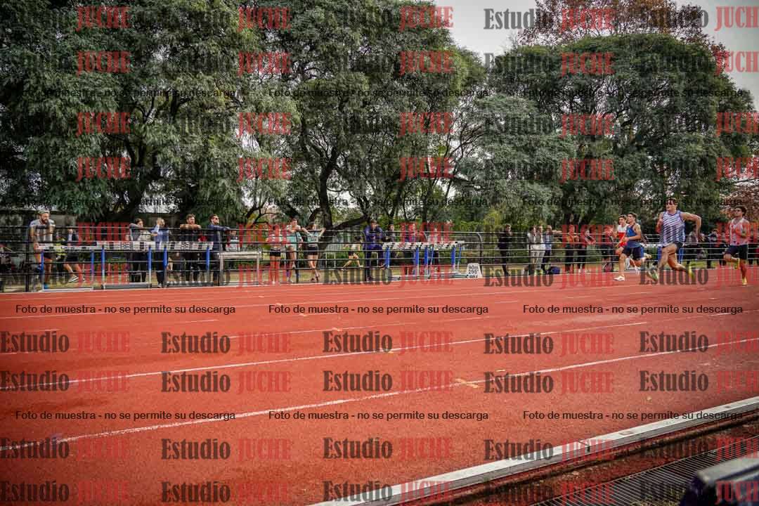 Fotos de los 100 m llanos de varones