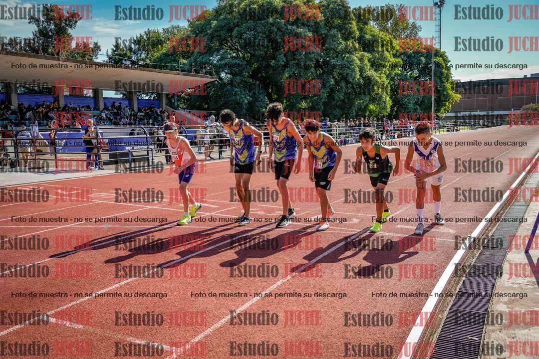 Fotos de los 2400 m de varones
