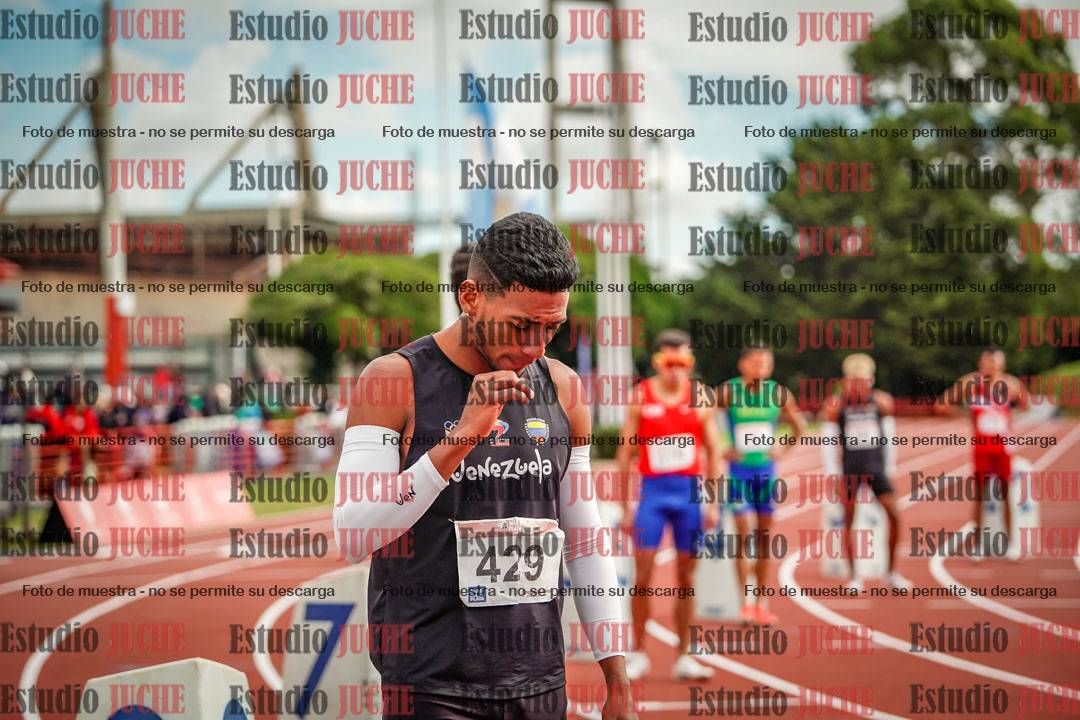 Fotos de los 800 m llanos de varones - FINAL