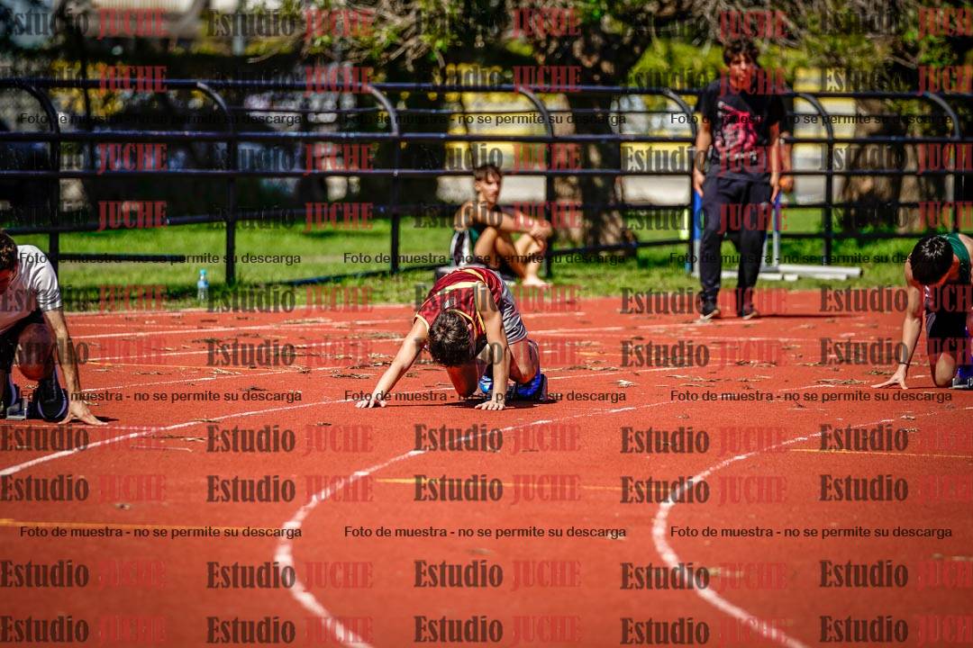 Fotos de los 200 m llanos de varones