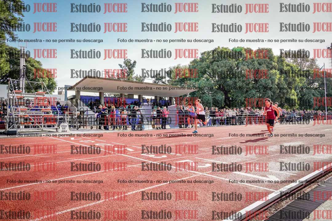 Fotos de los 100 m llanos de varones