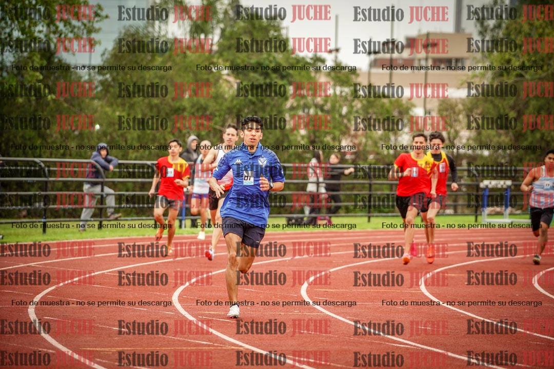 Fotos de los 800 m llanos de varones