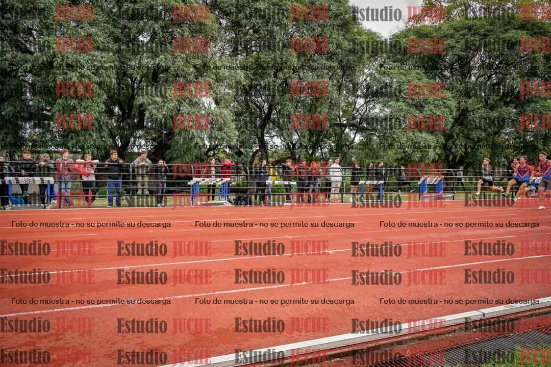 Fotos de los 100 m llanos de varones