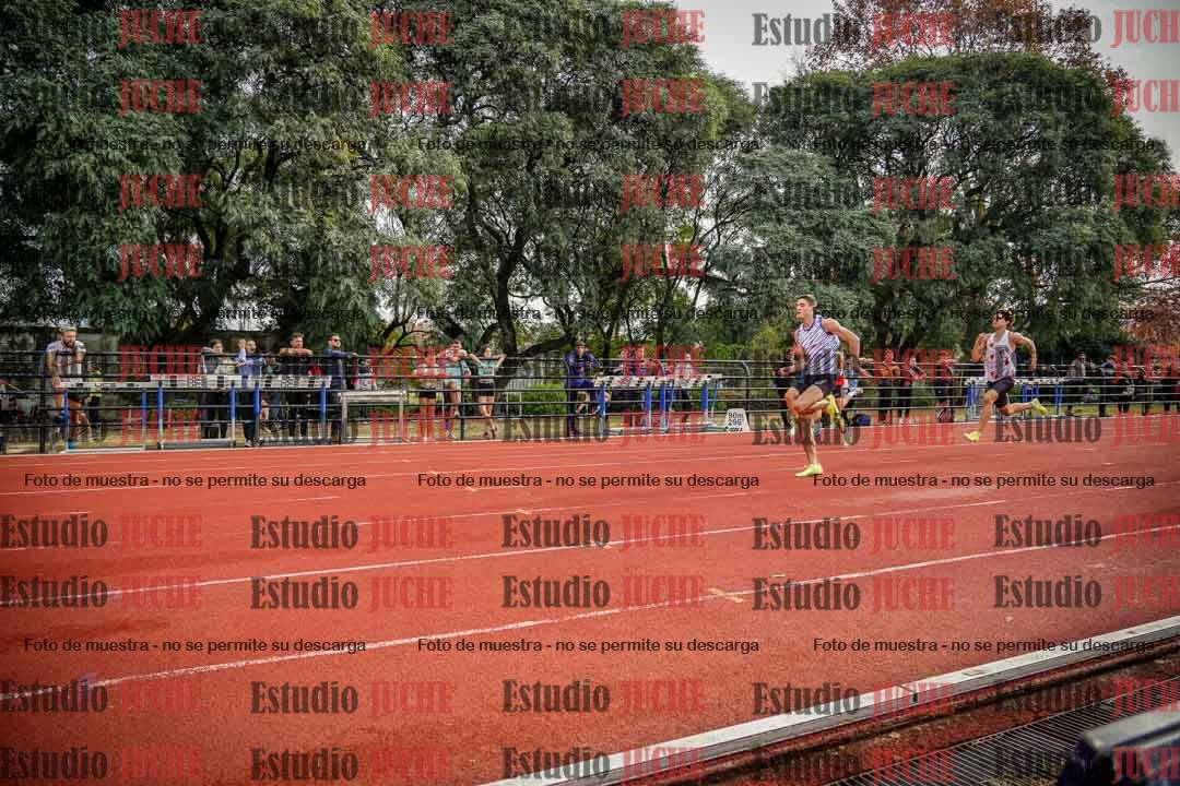 Fotos de los 100 m llanos de varones