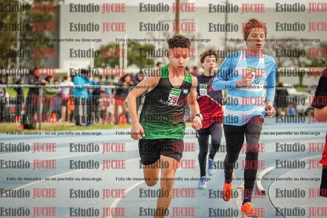 Fotos de los 600 m llanos de varones