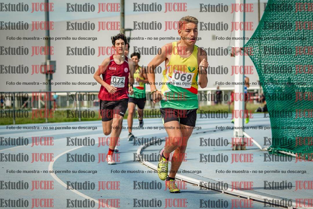 Fotos de los 1000 m llanos de varones
