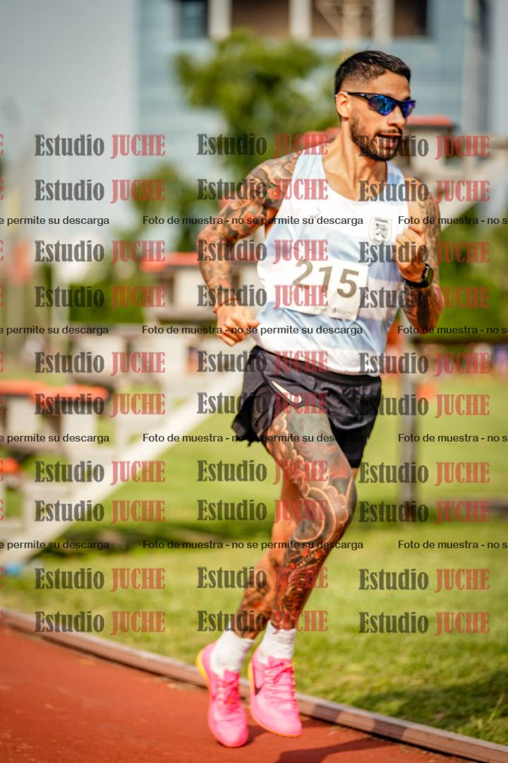 Fotos de los 3000 m llanos de varones
