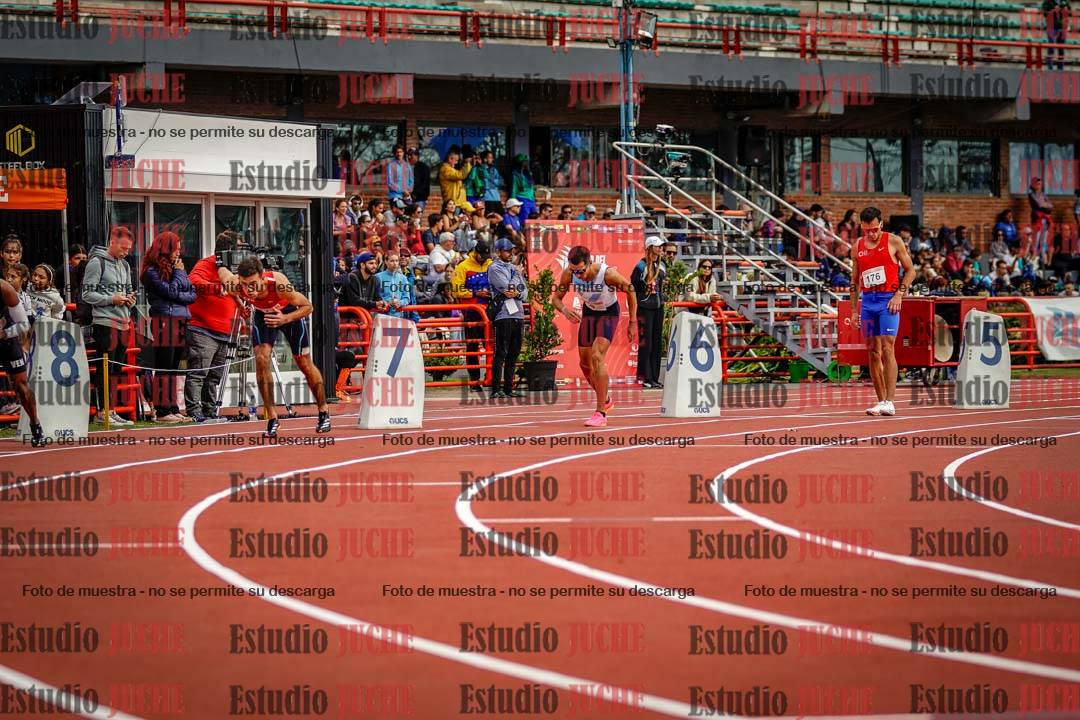 Fotos de los 800 m llanos de varones - FINAL