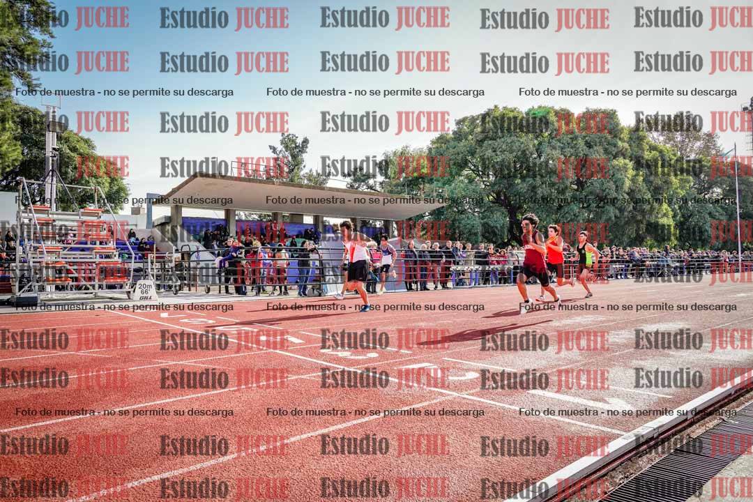 Fotos de los 100 m llanos de varones
