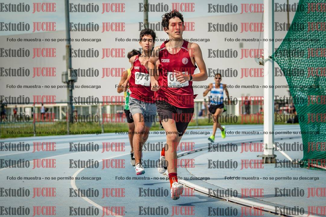 Fotos de los 1000 m llanos de varones