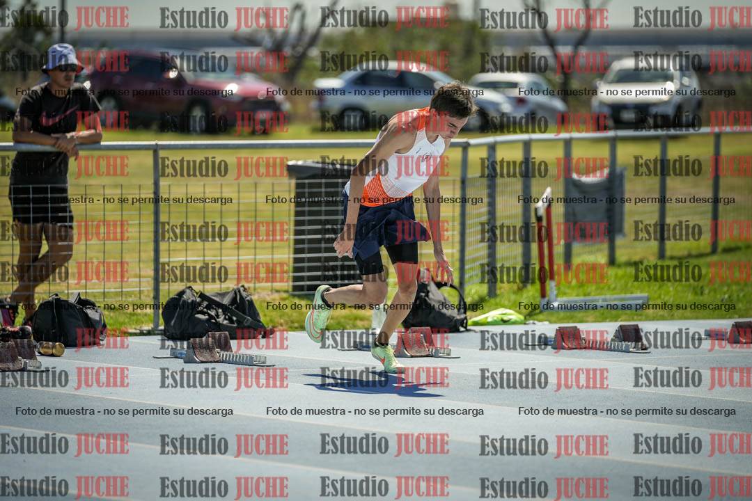 Fotos de los 110 m con vallas de varones - serie 1