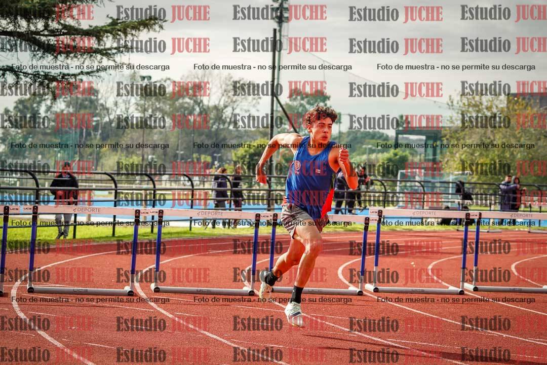 Fotos de los 400 m con vallas de varones