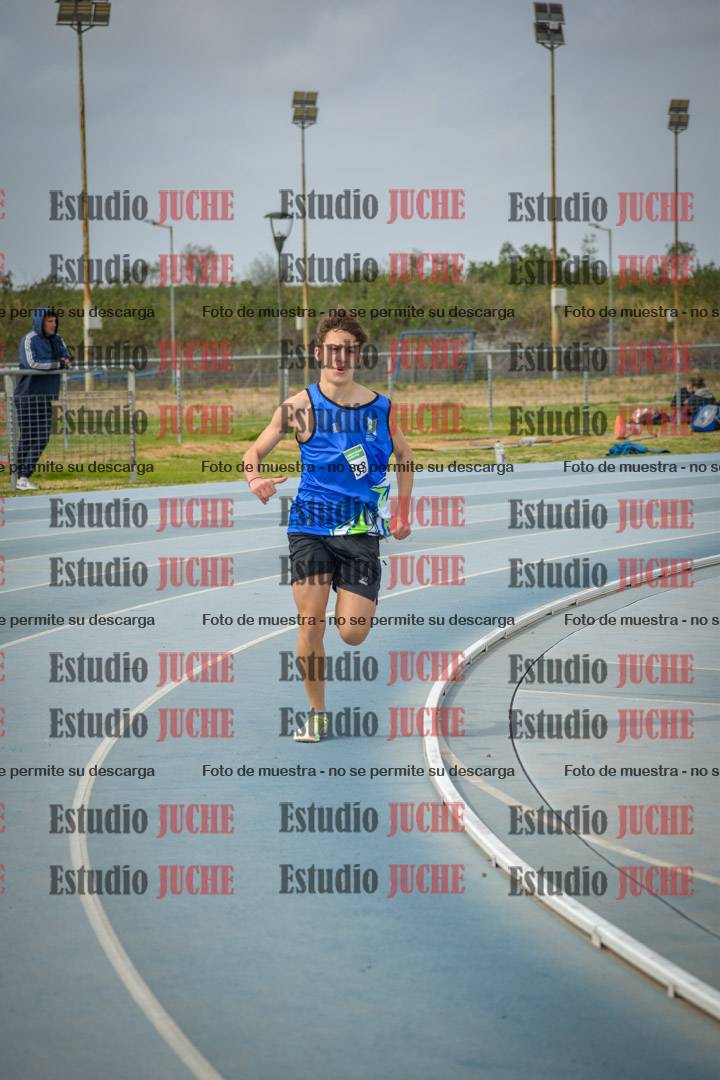 Fotos de los 600 m llanos de varones