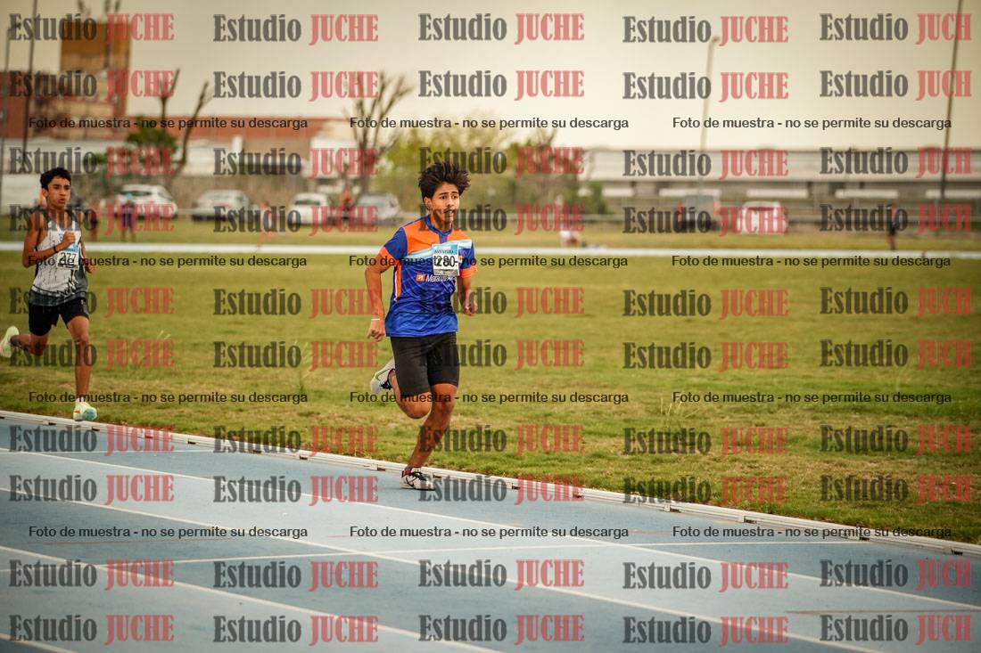 Fotos de los 600 m llanos de varones