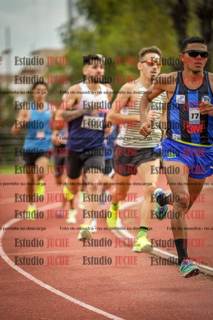 Fotos de los 1500 m llanos de varones