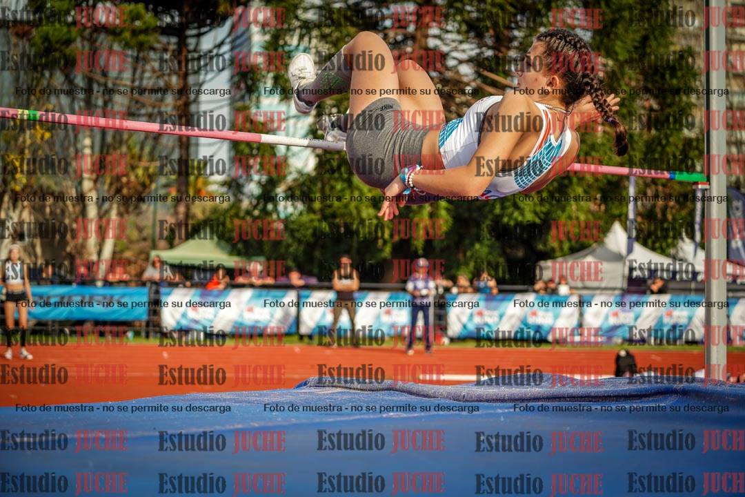 Fotos del salto en alto de mujeres