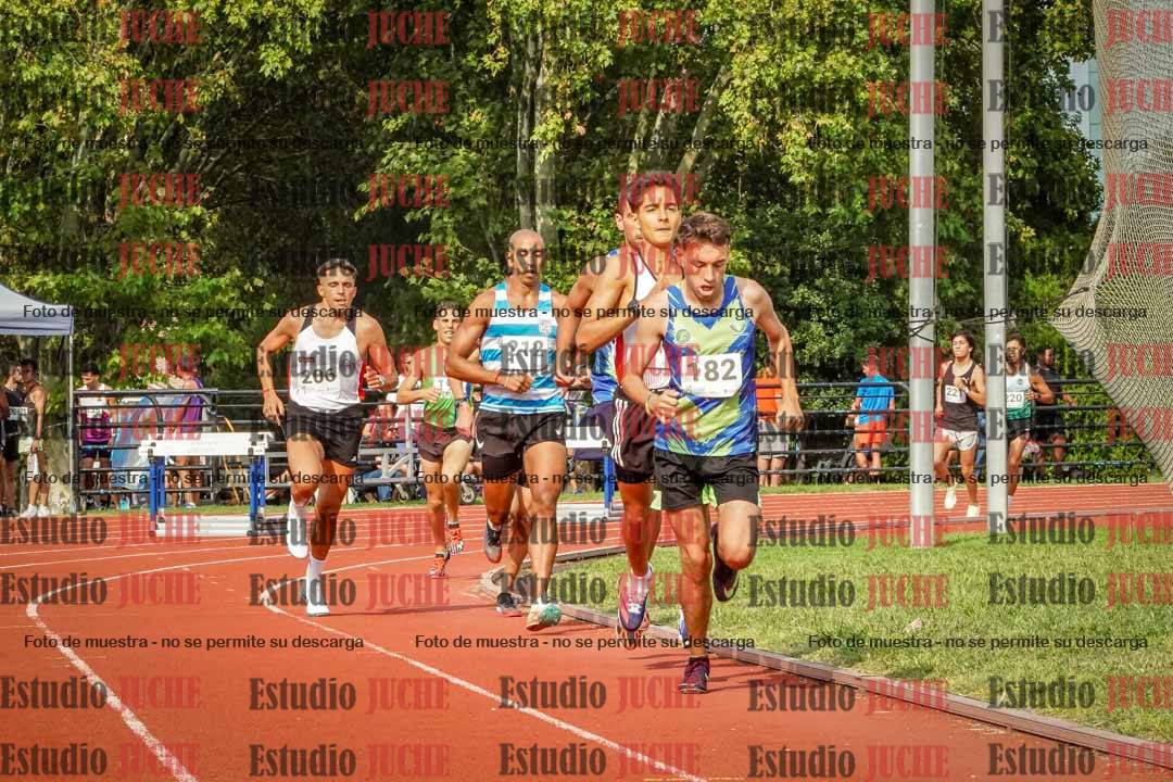 Fotos de los 3000 m llanos de varones