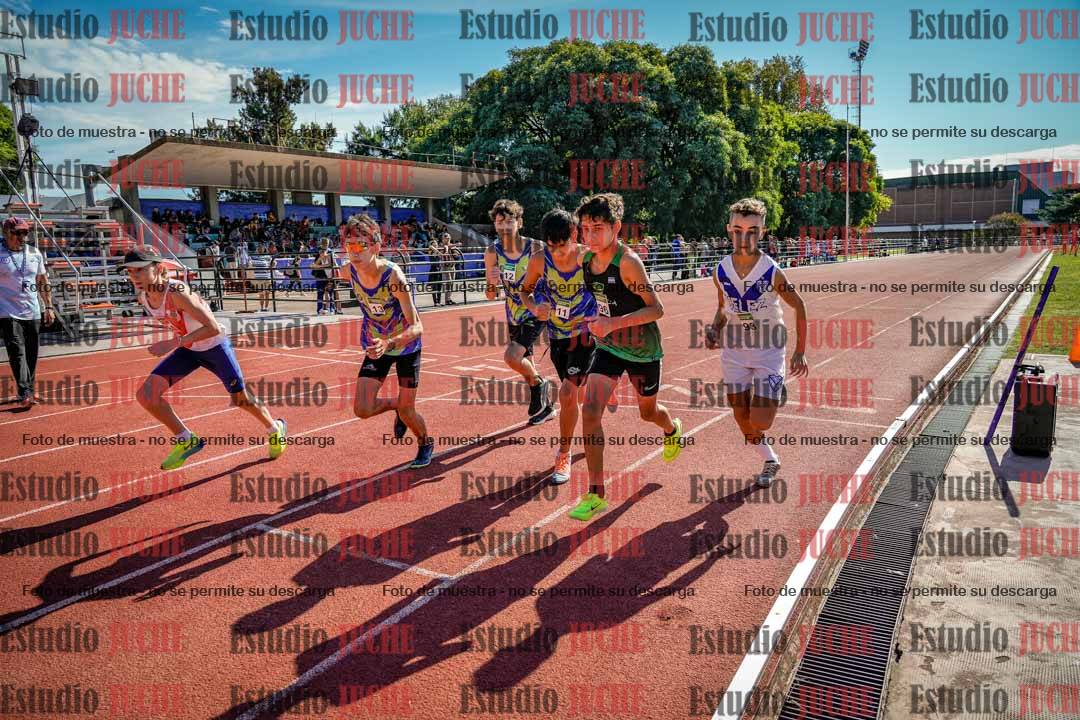 Fotos de los 2400 m de varones
