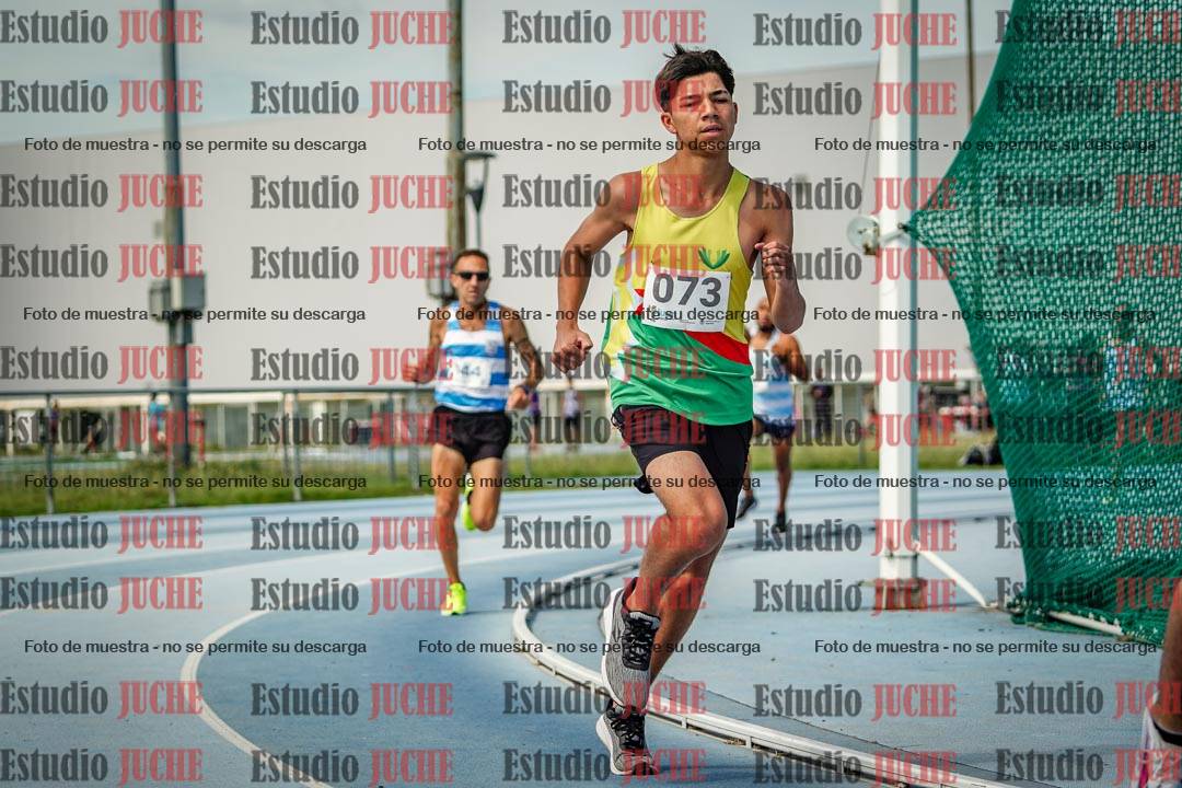 Fotos de los 1000 m llanos de varones