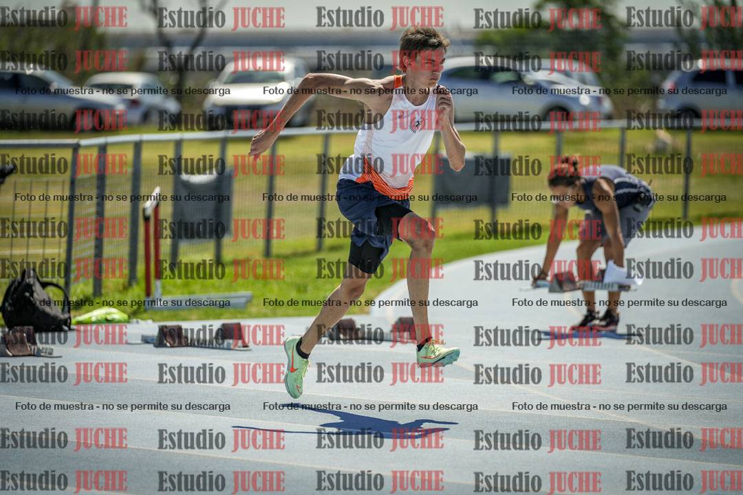 Fotos de los 110 m con vallas de varones - serie 1