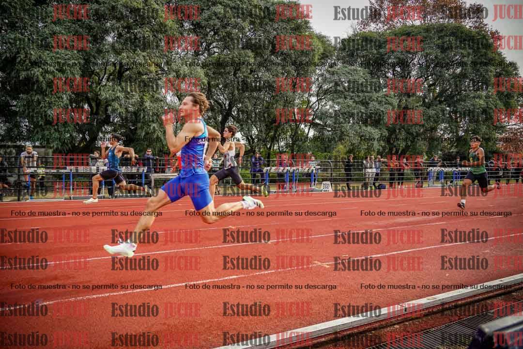 Fotos de los 100 m llanos de varones
