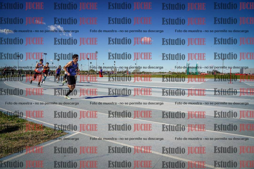 Fotos de los 200 m llanos de varones