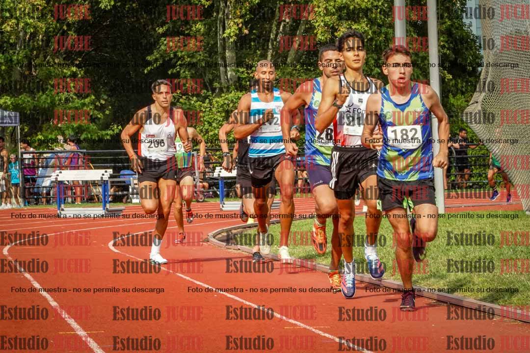 Fotos de los 3000 m llanos de varones