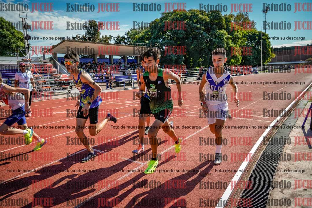 Fotos de los 2400 m de varones