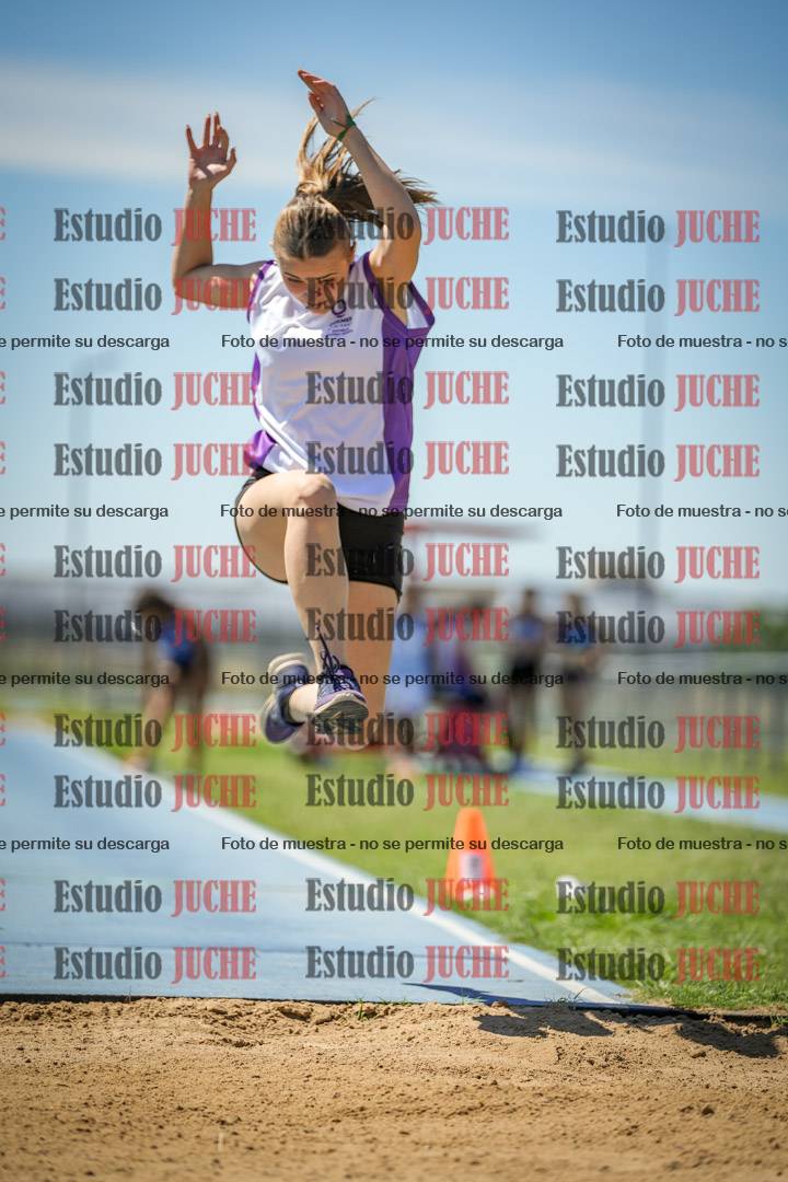 Fotos del salto triple de varones y mujeres - todas las tablas