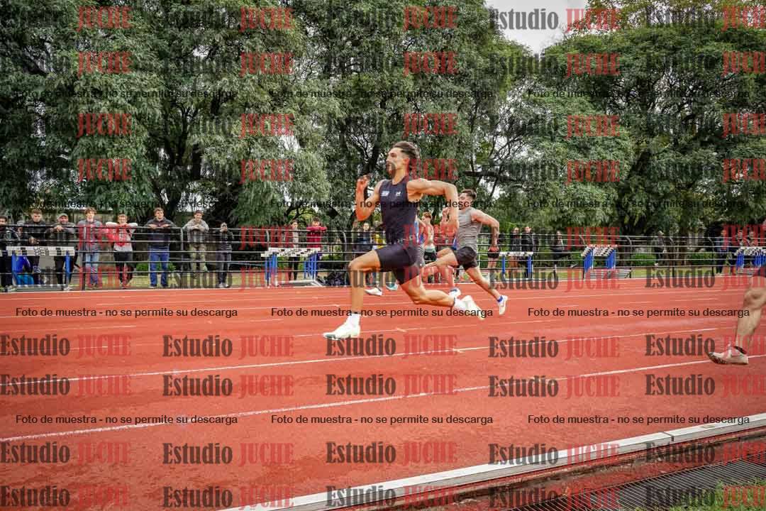 Fotos de los 100 m llanos de varones