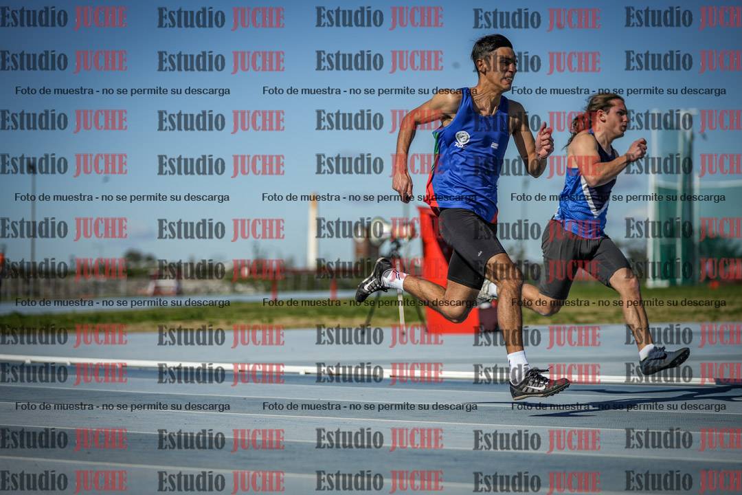 Fotos de los 200 m llanos de varones
