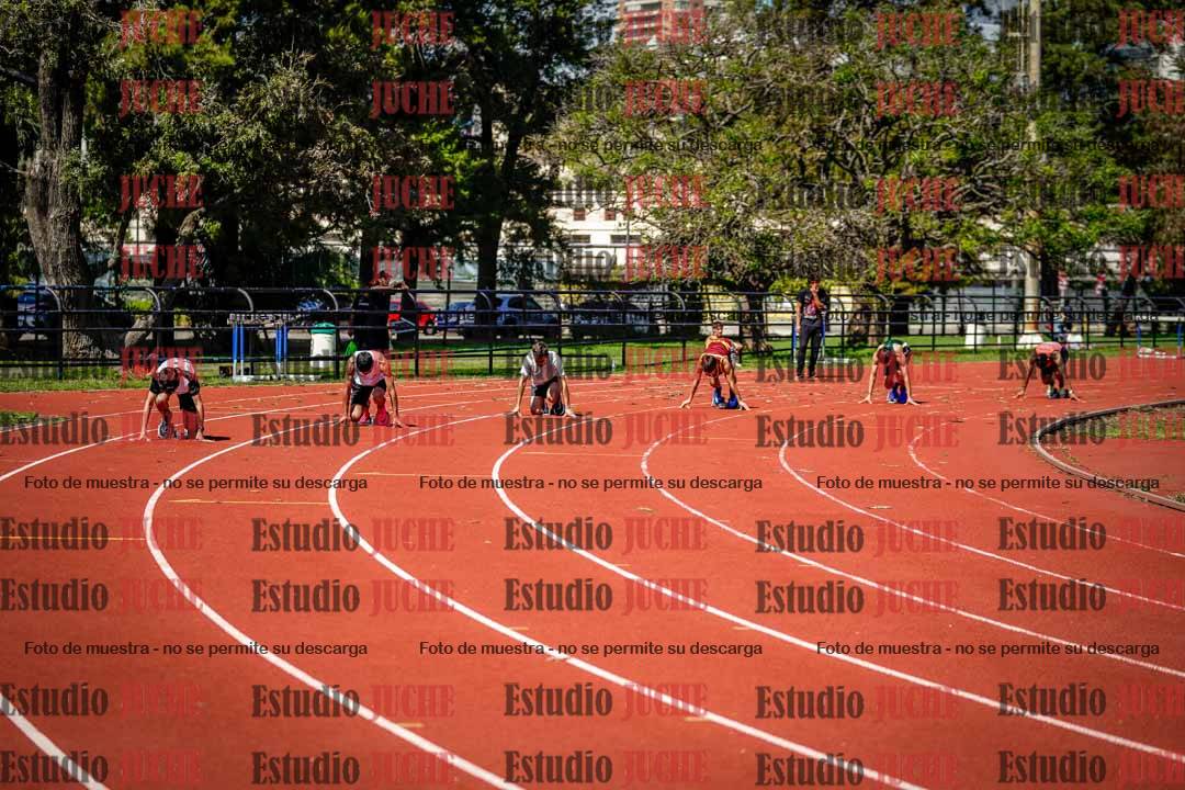 Fotos de los 200 m llanos de varones